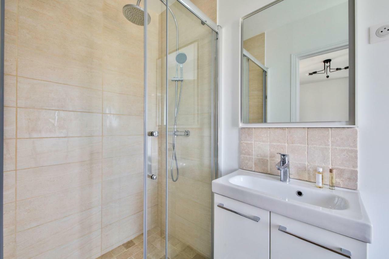 Belle Vue 2 Apartment ลูวาลัวเปแรต์ ภายนอก รูปภาพ