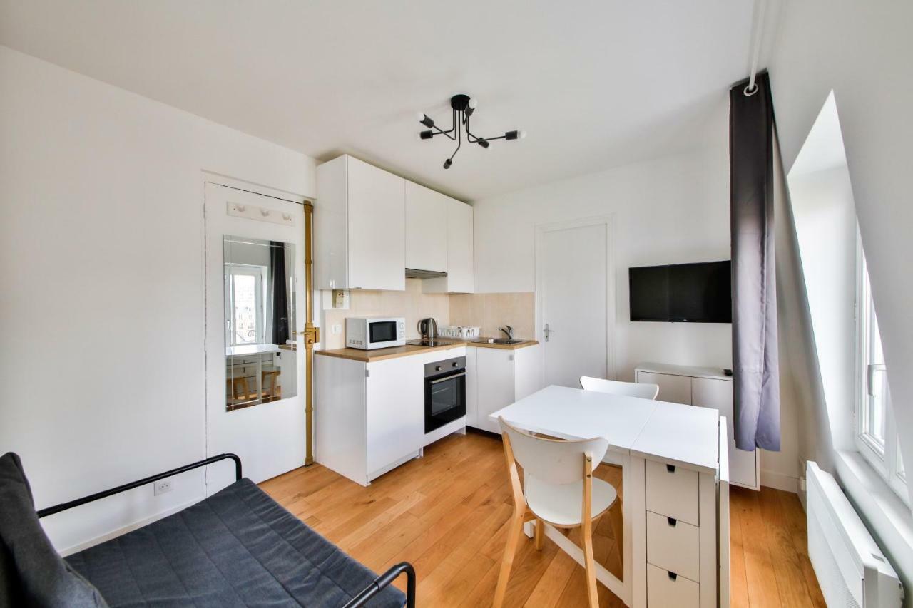 Belle Vue 2 Apartment ลูวาลัวเปแรต์ ภายนอก รูปภาพ